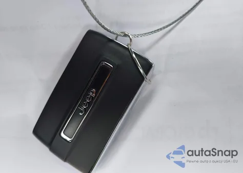 2024 Jeep Grand Cherokee Limited 4X4 из США, поврежденный, VIN 1C4RJHBG4RC702640